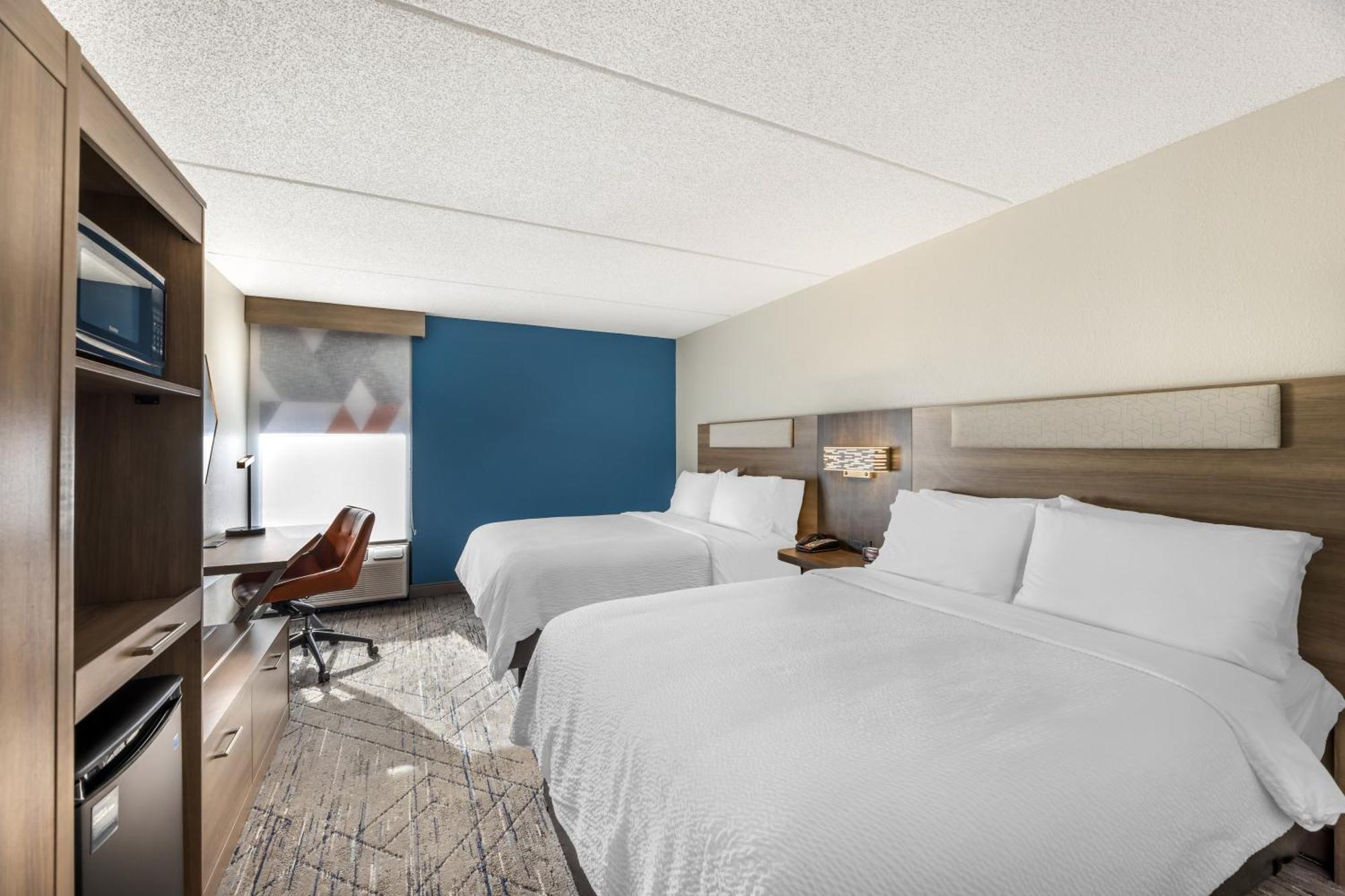 Holiday Inn Express Crestwood By Ihg מראה חיצוני תמונה