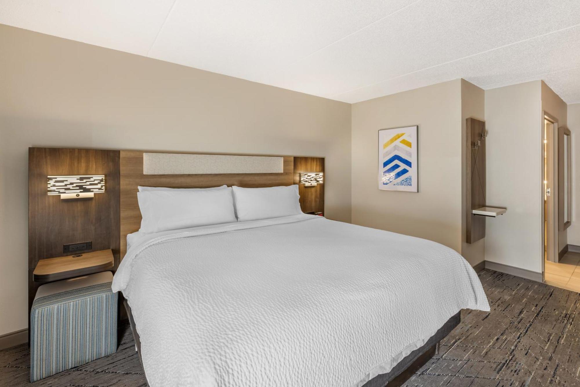 Holiday Inn Express Crestwood By Ihg מראה חיצוני תמונה