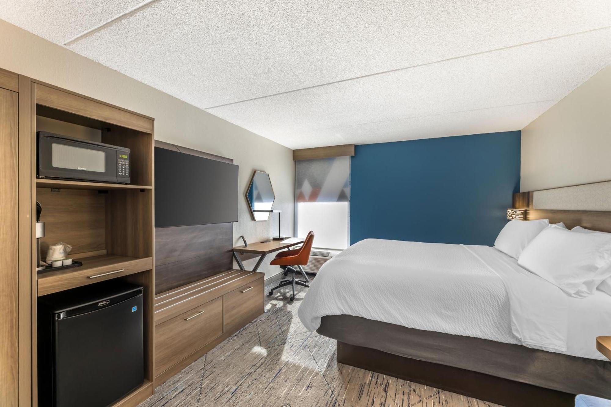 Holiday Inn Express Crestwood By Ihg מראה חיצוני תמונה