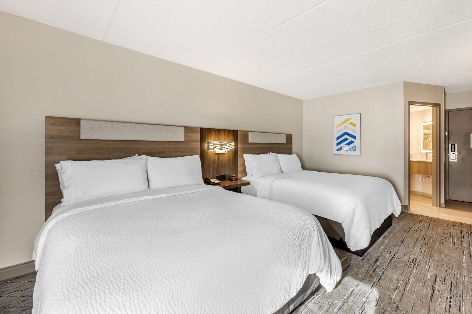 Holiday Inn Express Crestwood By Ihg מראה חיצוני תמונה