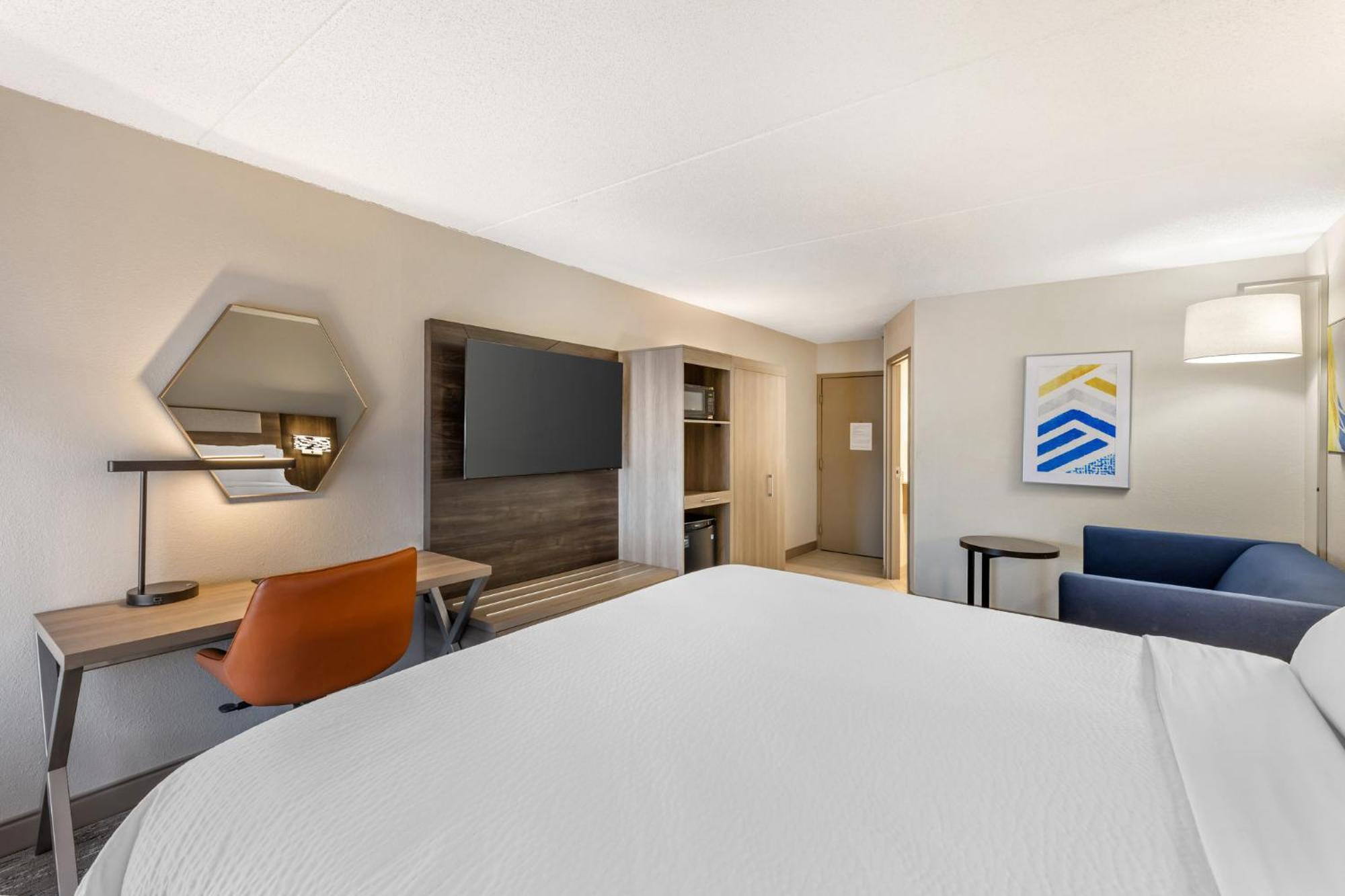 Holiday Inn Express Crestwood By Ihg מראה חיצוני תמונה