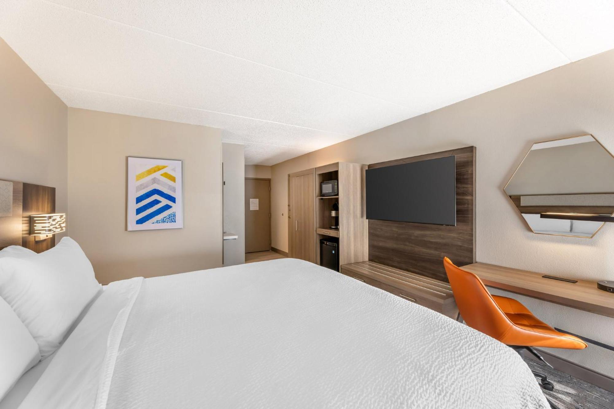 Holiday Inn Express Crestwood By Ihg מראה חיצוני תמונה